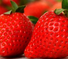 딸기(Strawberry)의 놀라운 건강 비밀: 항산화 효과부터 치매 예방까지!